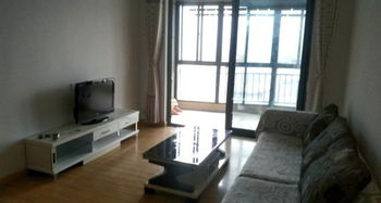 花山軟件新城碧桂園生態(tài)城依云2房出租，月租2000元隨時看房